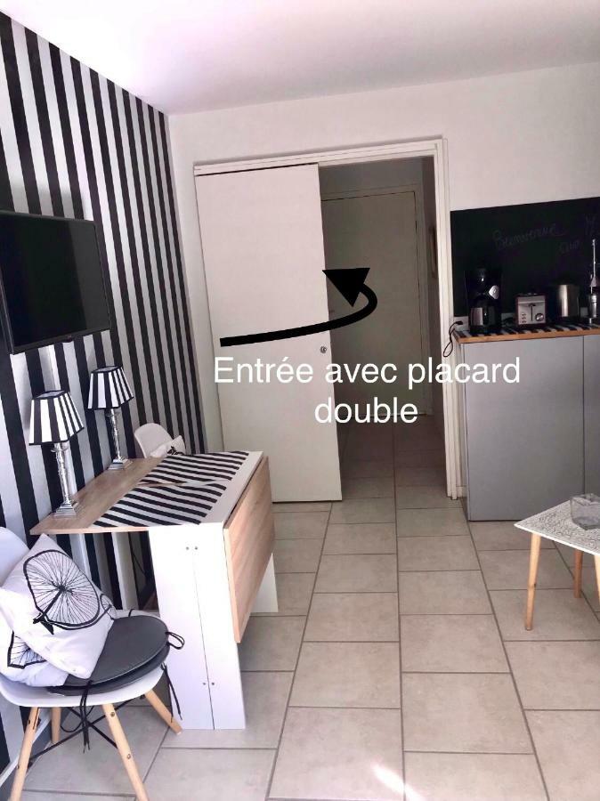Proche De La Mer 2 Adultes Et 2 Enfants Houlgate Exterior foto